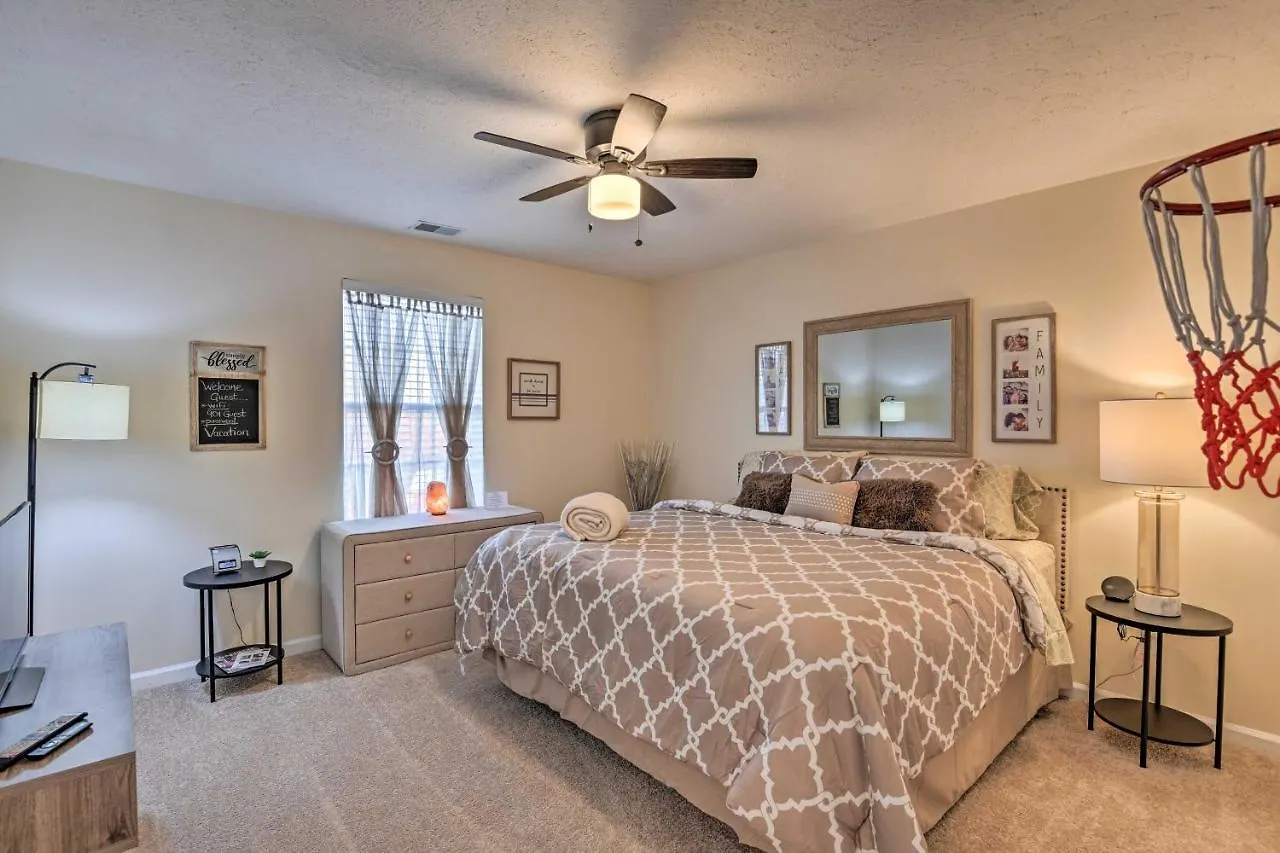 Charming Nashville Home About 6 Mi To Downtown!